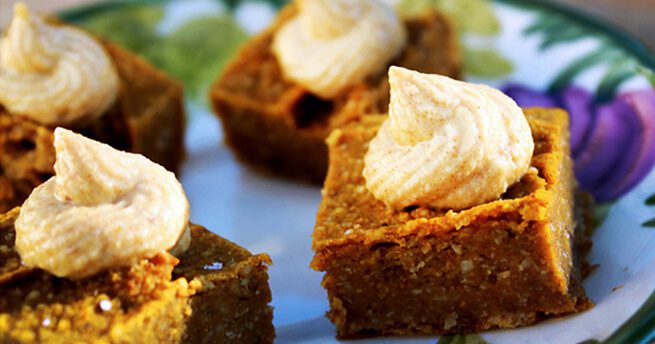  Pumpkin Pie Squares