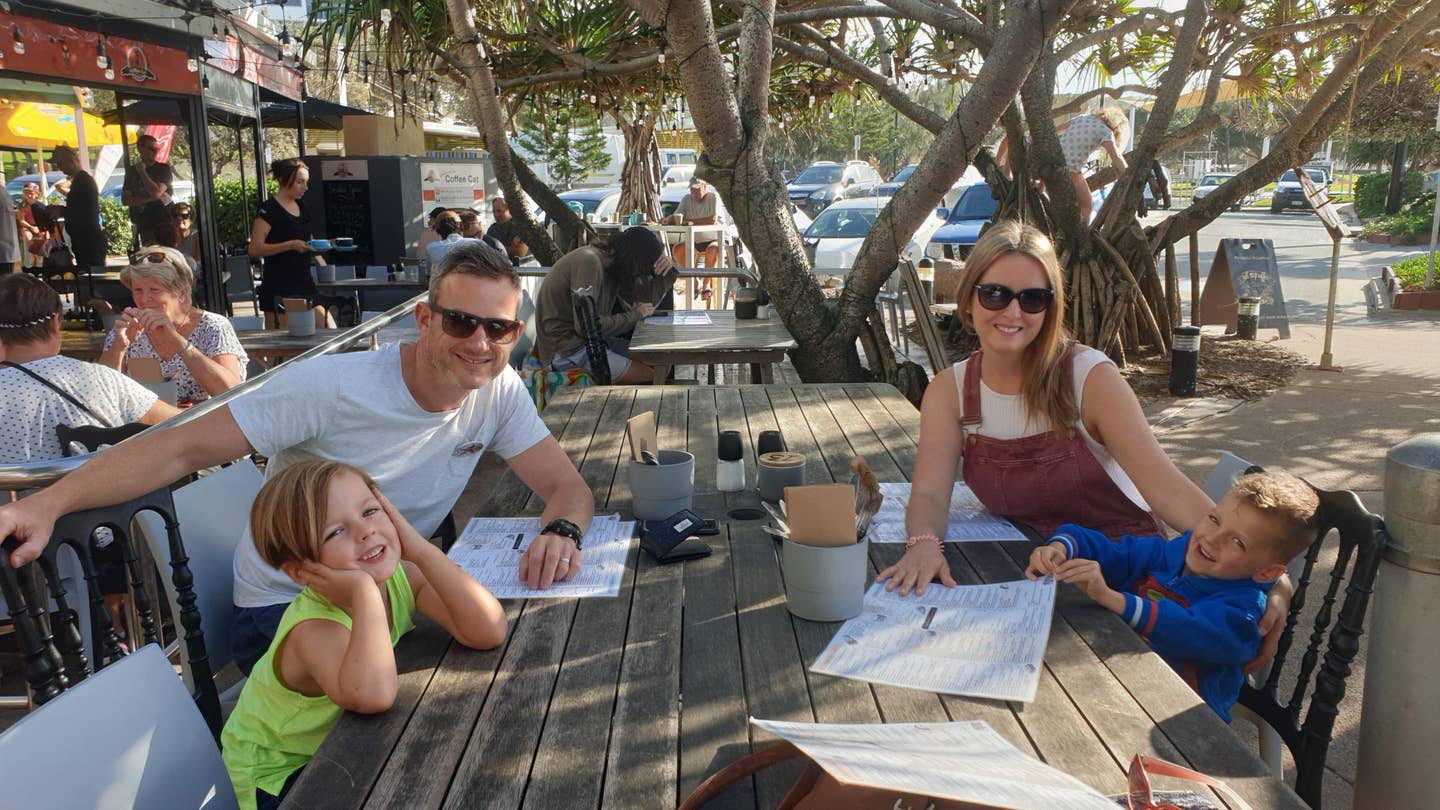 Ashley Sharples after changing her diet for hypothyroidism Ashley Sharples after changing her diet for hypothyroidism