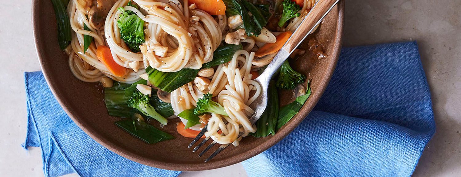 생강마늘 채소 볶음면