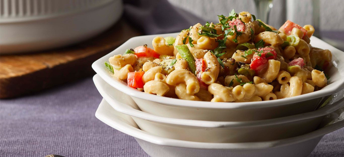 Vegan Pimiento Cheesy Mac - Forks Over Knives