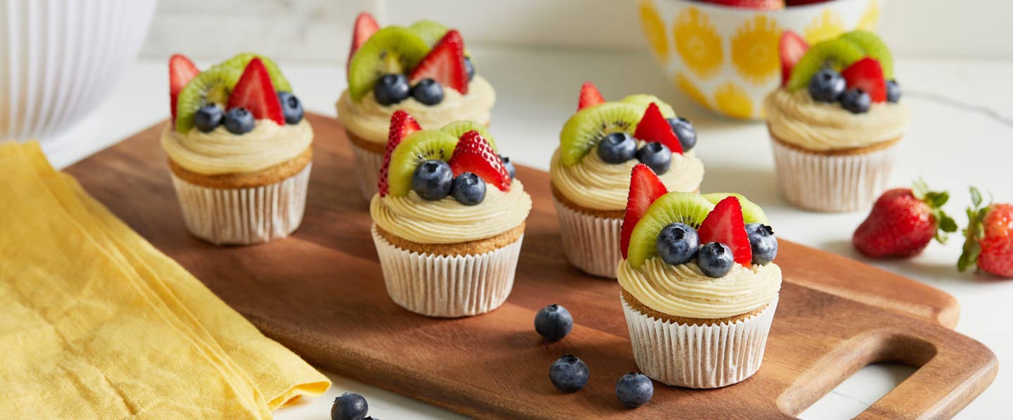 Fruit-Topped Vanilla gluten-free Cupcakes