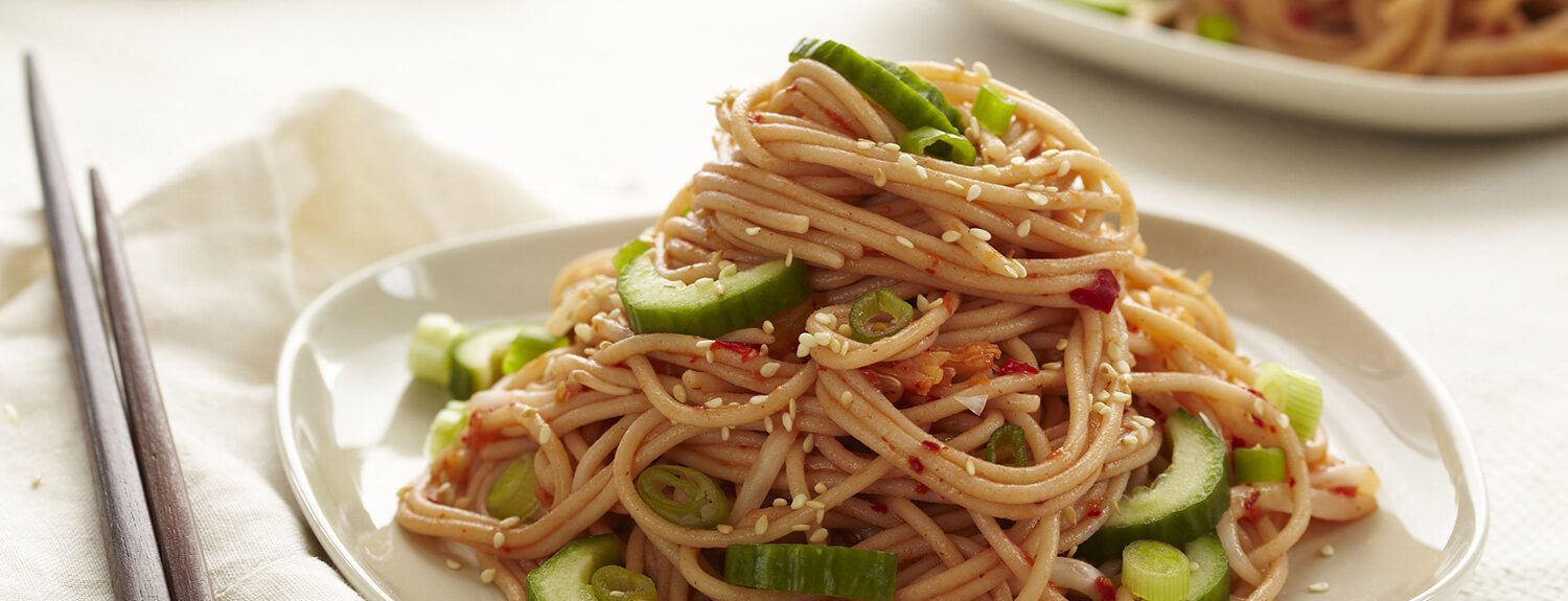 Kimchi Noodle Salad - Forks Over Knives