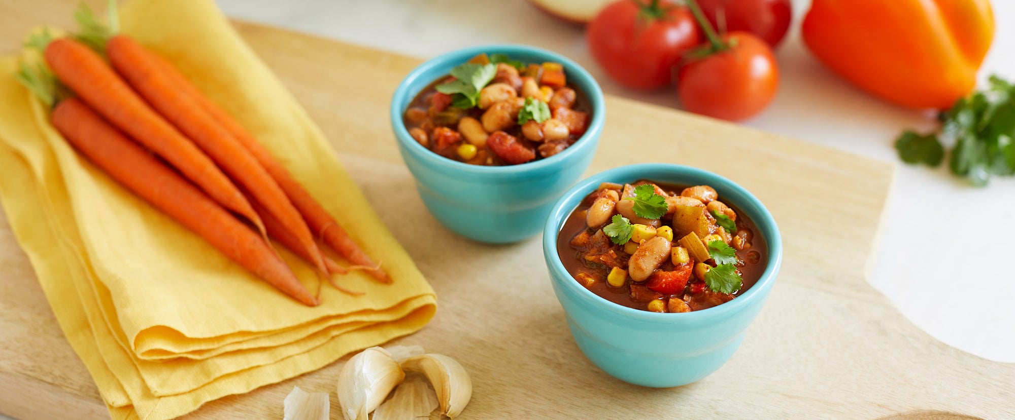 Zesty White Bean Chili - Forks Over Knives