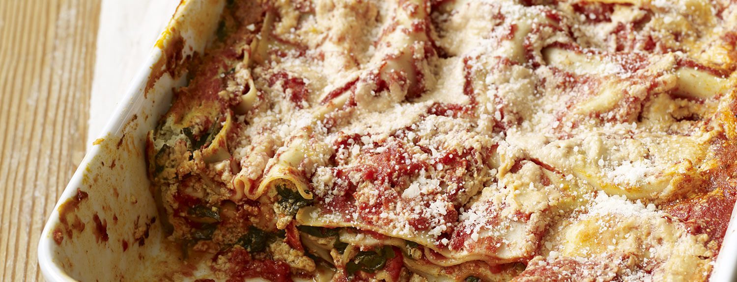 vegan spinach lasagna recipe from Forks Over Knives. Yum!