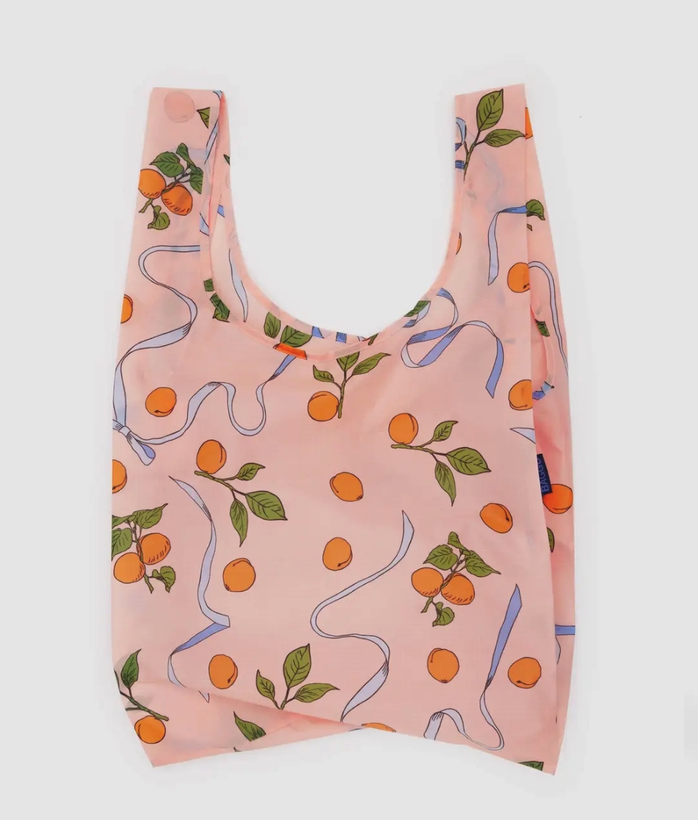 Baggu reusable grocery bag.