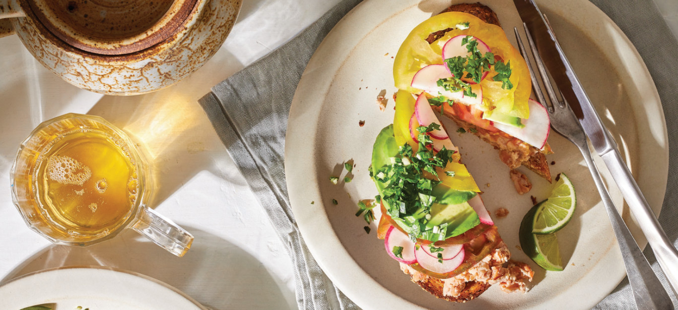 Avocado Toast with Tomato and Spicy Gremolata