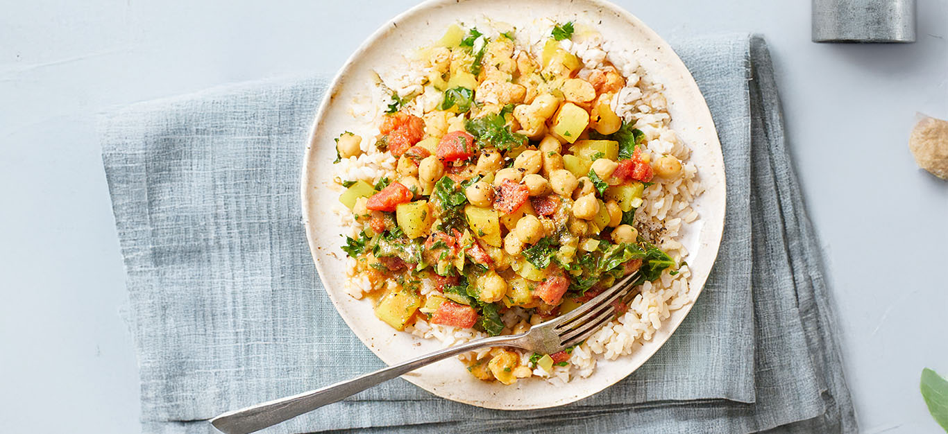 Chickpea Curry Stew with Kale