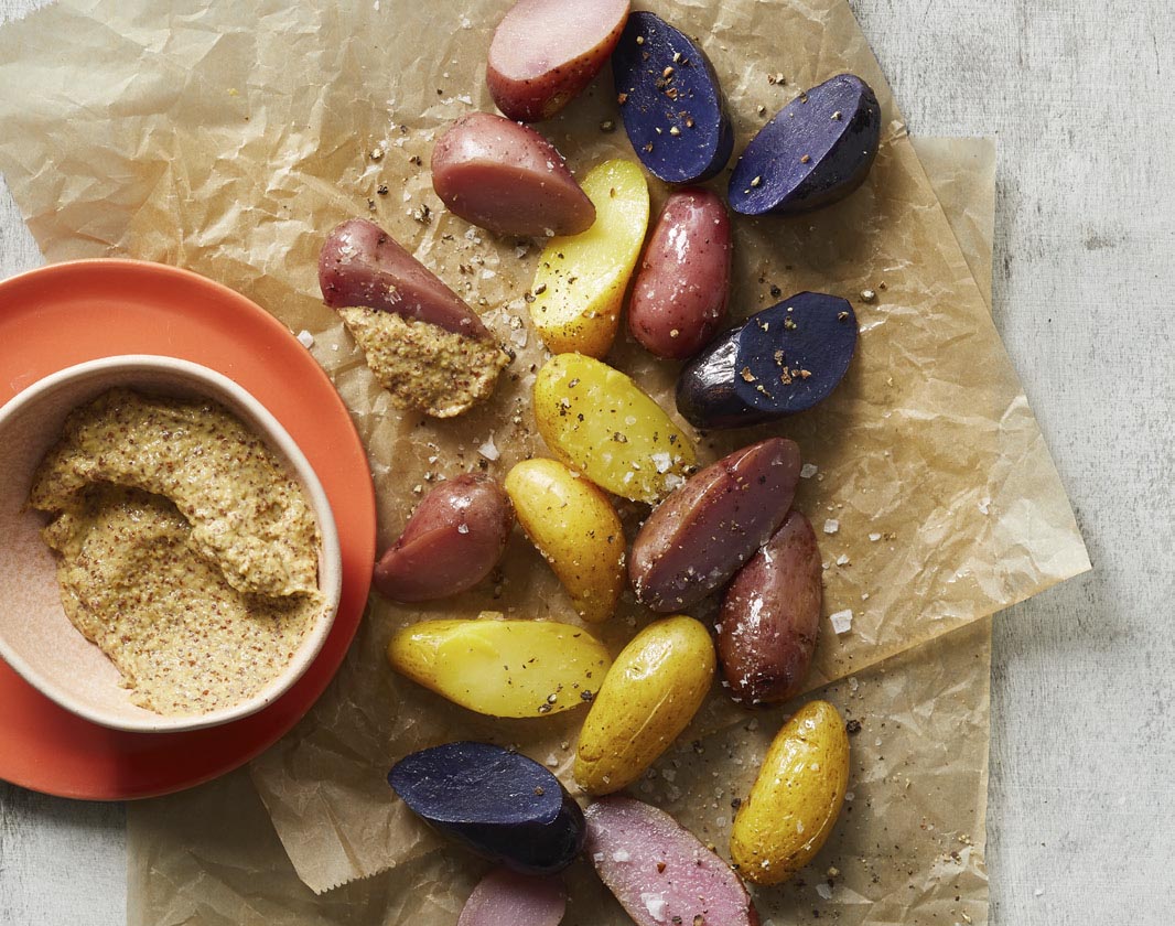 baby potatoes with dipping sauce