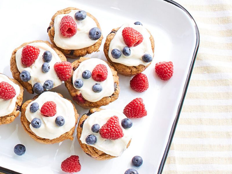 berry-banana cupcakes with creamy vanilla frosting