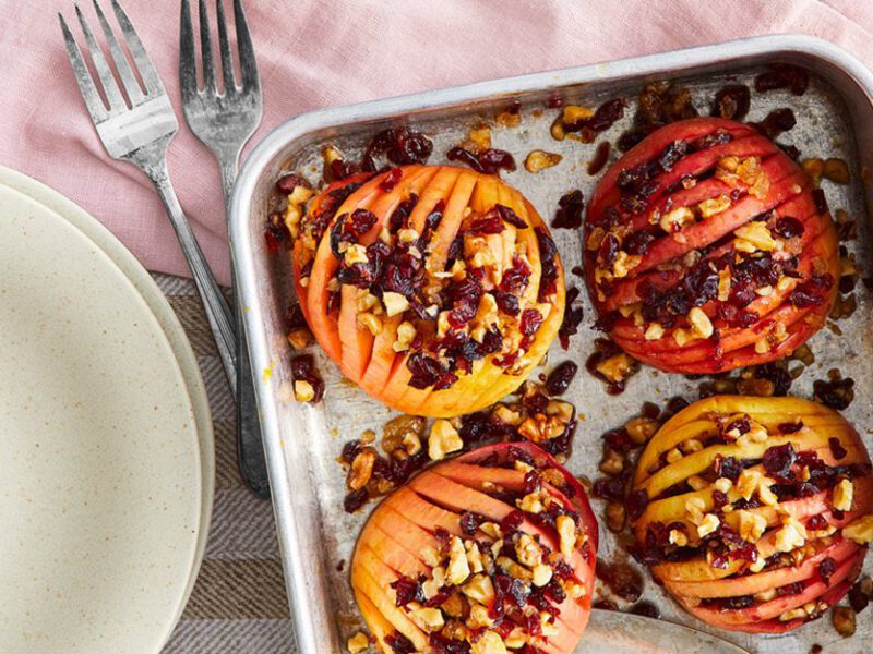 Hasselback Stuffed Baked Apples