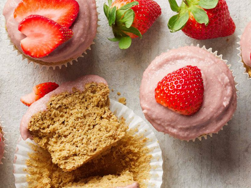 Vegan Strawberry Cupcakes