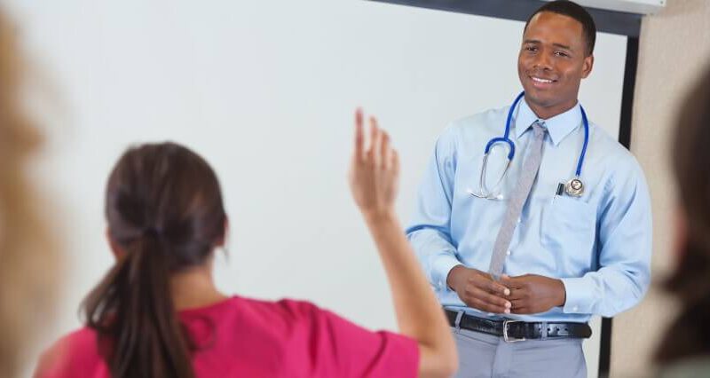 Plant-based nutrition can be used in a variety of nutrition jobs—be it in the clinical field, education, research, public health and even entrepreneurship!