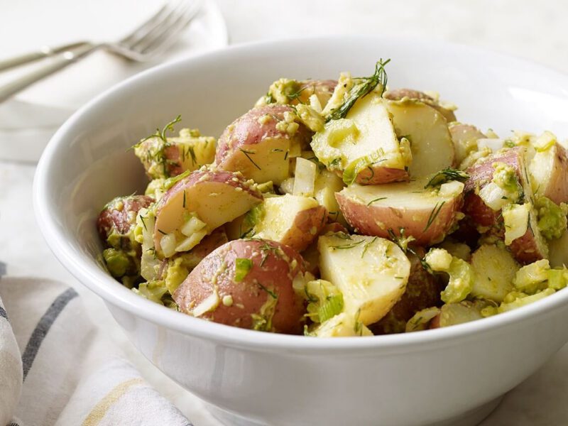 This vegan potato salad recipe is truly a dish you can enjoy on its own or paired with a light soup or wrap. Get ready to try the best potato salad ever!
