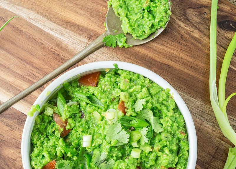 This pea guacamole tastes so much like the real thing that most people won’t be able to guess what it is made from.